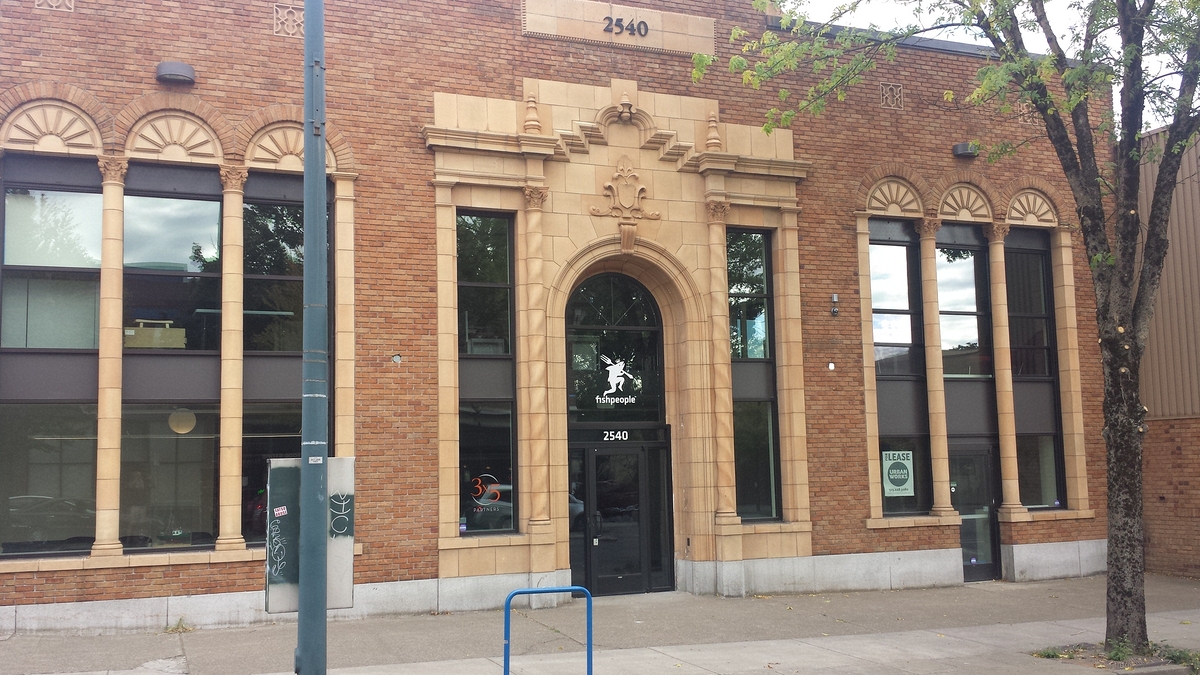 Photo Taken Aug. 27th 2016. George W. Bates Bank in Portland Oregon . At 2540 Martin Luther King N.E..  In Leonard Martins Order Book for Columbia Terra Cotta Company this is order #190  Glaze# 448.  1928.  According to: Portland Historic Resources Inventory, 1984 the Architect was \nP. T. Ainge and the builder was W. C. Arthur and Son.\n\n\n\n\nt.