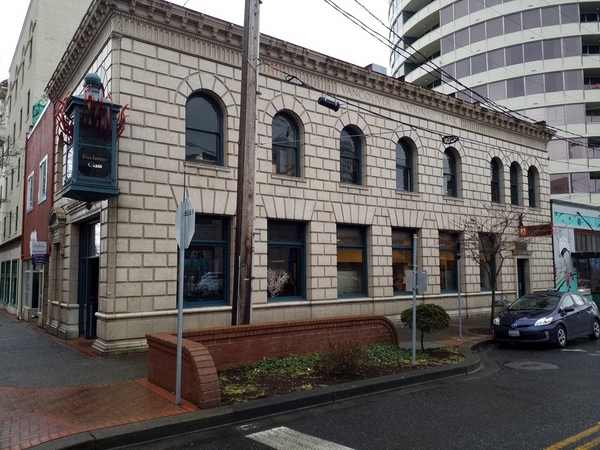 Vancouver National Bank. 518 Main St. Originally of molded stone construction in 1906, then in 1926, the faade was covered with the current terra cotta design. The terra cotta was made in Vancouver by the Columbia Terra Cotta Company.  Order Number 166, Glaze "406M" as recorded by Leonard A. Martin in his order book. Photo taken Feb 2018.